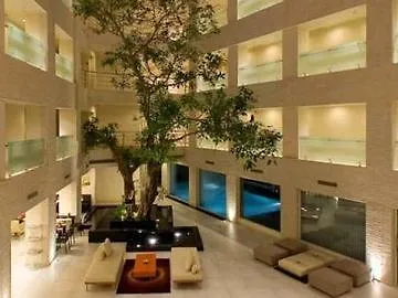 Avalon Courtyard Residence Suites New Delhi 4*,