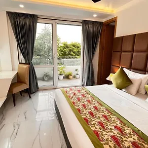 Twin Tree Naraina Delhi Local Ids Allowed Hotel