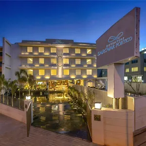 Deventure Sarovar Portico Kapashera, Hotel